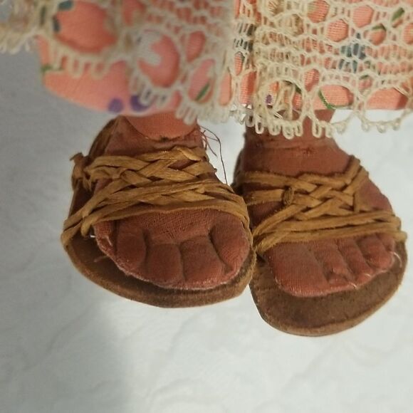 VINTAGE Mexican Handmade Painted Folk Art Dolls Paper Mache Figurine Doll - Picture 10 of 12